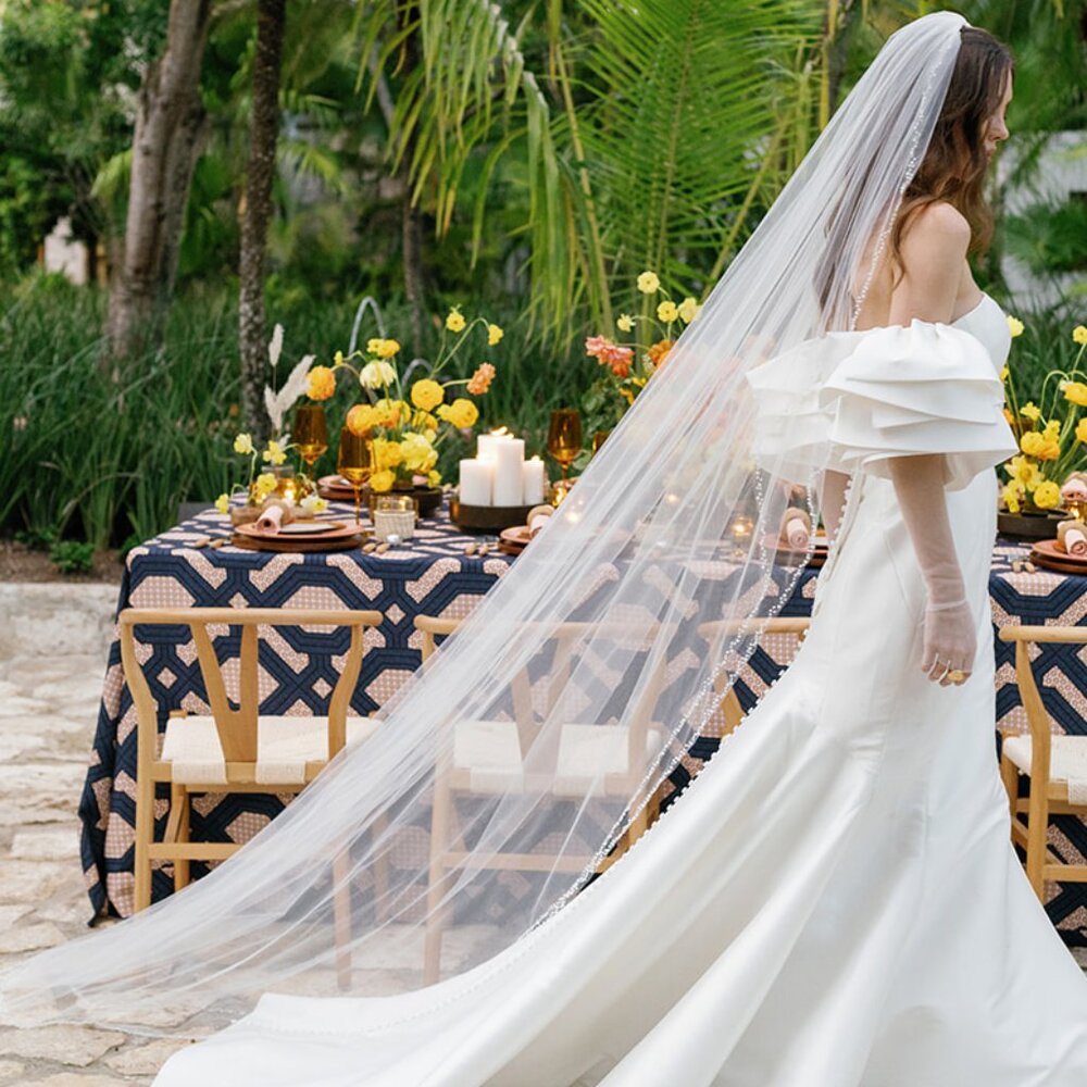 Classic Ivory Bridal Veil with Delicate Beaded Edge